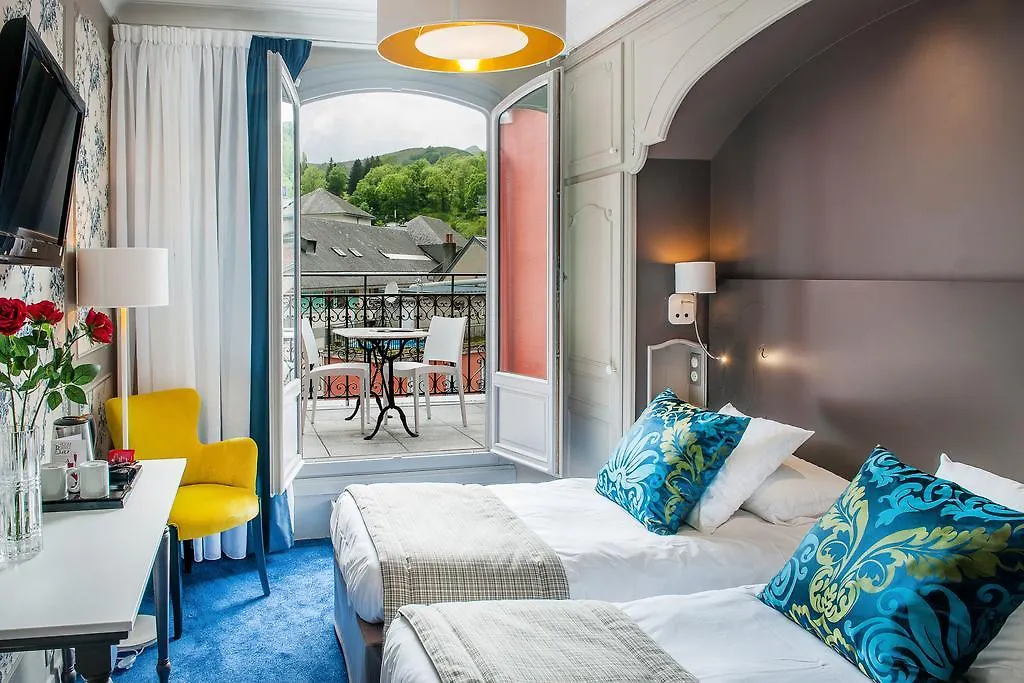 Grand Hotel Gallia & Londres Lourdes 4*,
